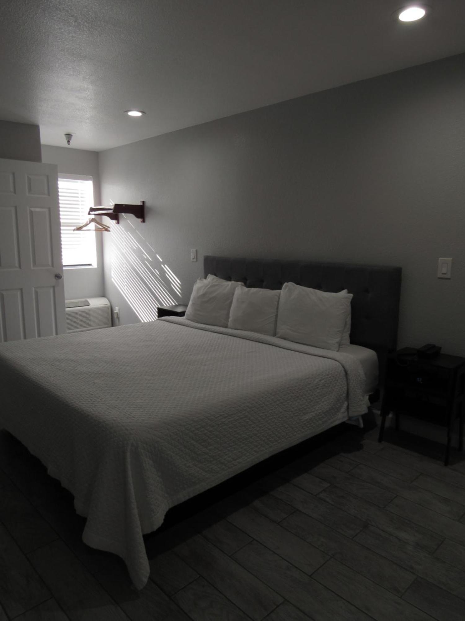 Capri Suites Anaheim Rom bilde